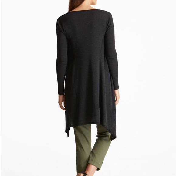 Ingrid and Isabel, Handkerchief Long Sleeve Tunic in Grey, Small (maternity) - Picture 3 of 14